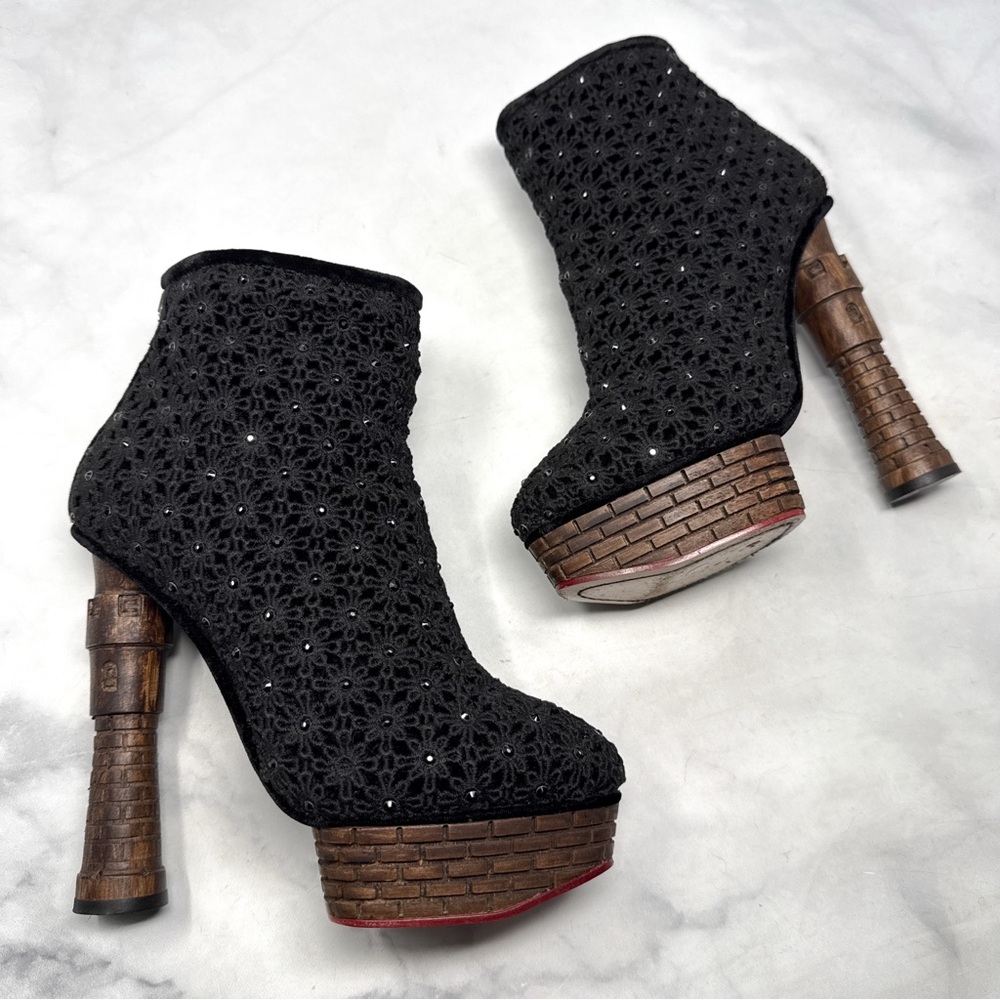 Charlotte Olympia Damsel in Distress Castle Tower Heel Crochet Platform Boots 38